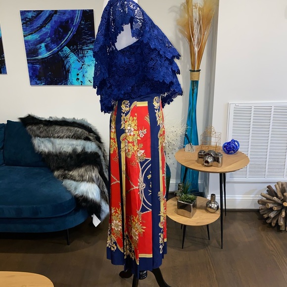 Alice & Olivia Saba Ruffle One Shoulder Top - Picture 3 of 10